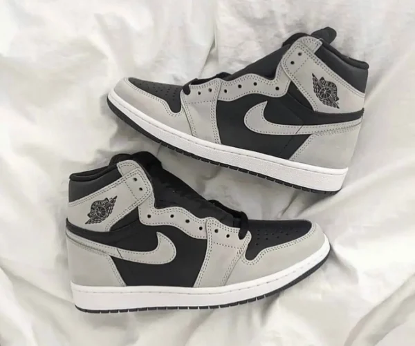 ⁦Jordan 1 Retro High Shadow⁩ – תמונה ⁦2⁩