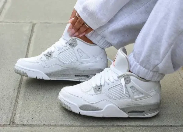 ⁦Jordan 4 Retro White Oreo⁩ – תמונה ⁦2⁩