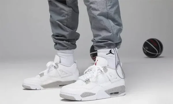 ⁦Jordan 4 Retro White Oreo⁩ – תמונה ⁦3⁩