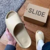 ⁦Yeezy Slide Desert Sand⁩ – תמונה ⁦3⁩