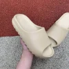 ⁦Yeezy Slide Desert Sand⁩ – תמונה ⁦2⁩
